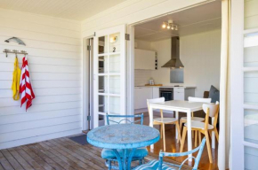 Sorrento Beach Cottages No. 2 - in the heart of Sorrento